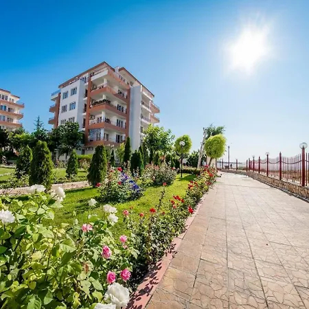 Apartament Riviera *