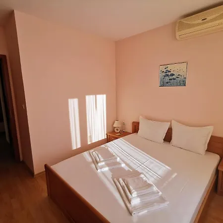 Apartament Riviera Rawda